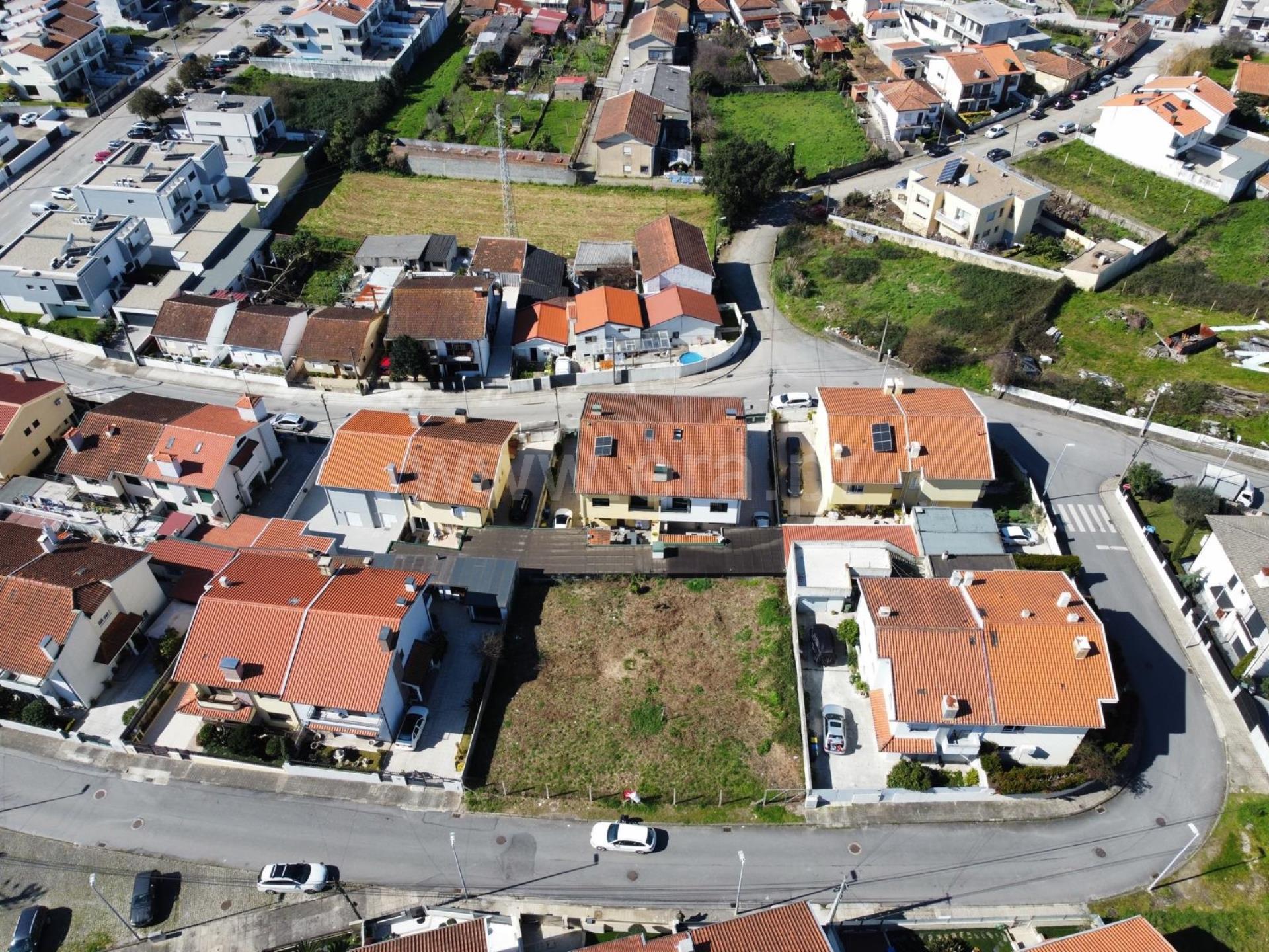 Land for sale in Valongo, Portugal — €150,000
