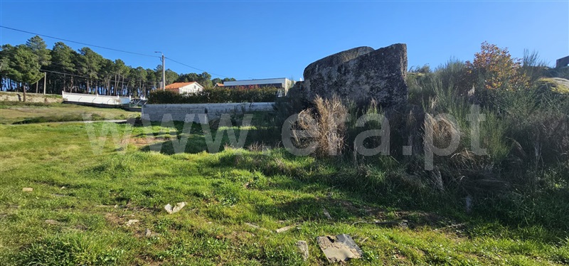Lote  com Urbano Valpaços, Vassal - 1450383 - 8