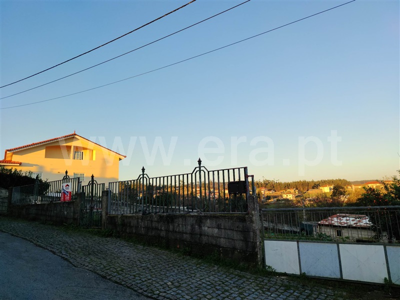 Lote / Vila Nova de Famalicão, Fradelos