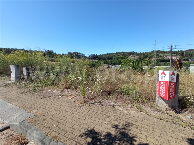 Lote  Vila Nova de Famalicão, Oliveira (Santa Maria) - 1190796 - 9