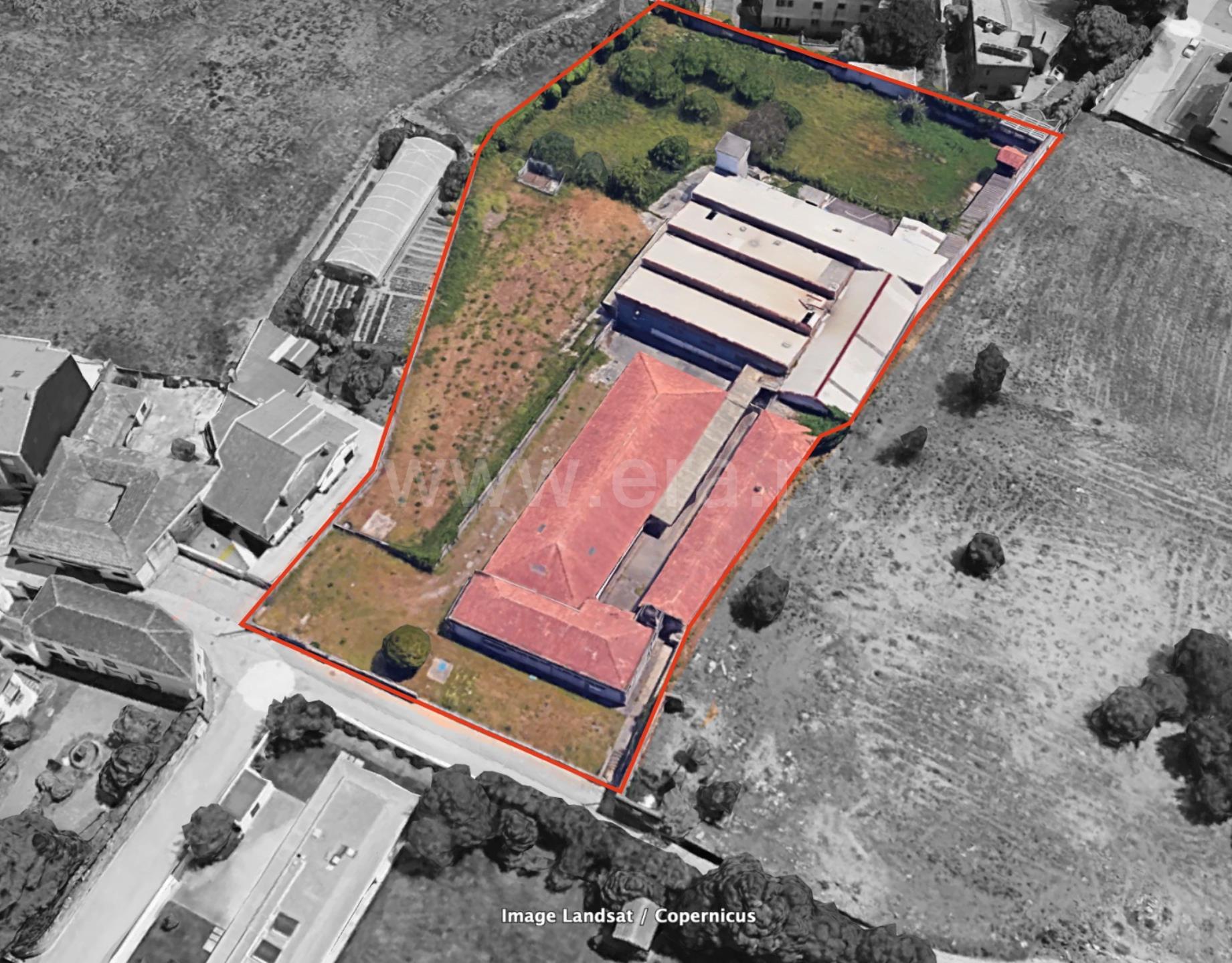 Land for sale in Vila Nova de Gaia, Portugal — €800,000