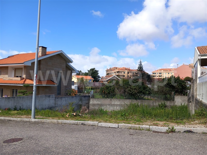 Lote / Vila Nova de Gaia, Canelas