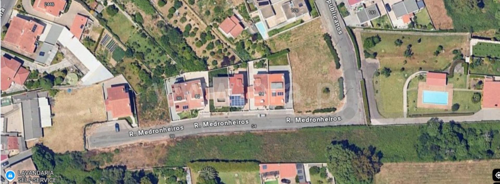 Land for sale in Vila Nova de Gaia, Portugal — €75,000