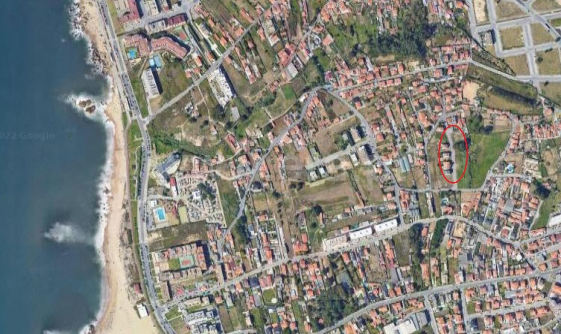 Land for sale in Vila Nova de Gaia, Portugal — €215,000