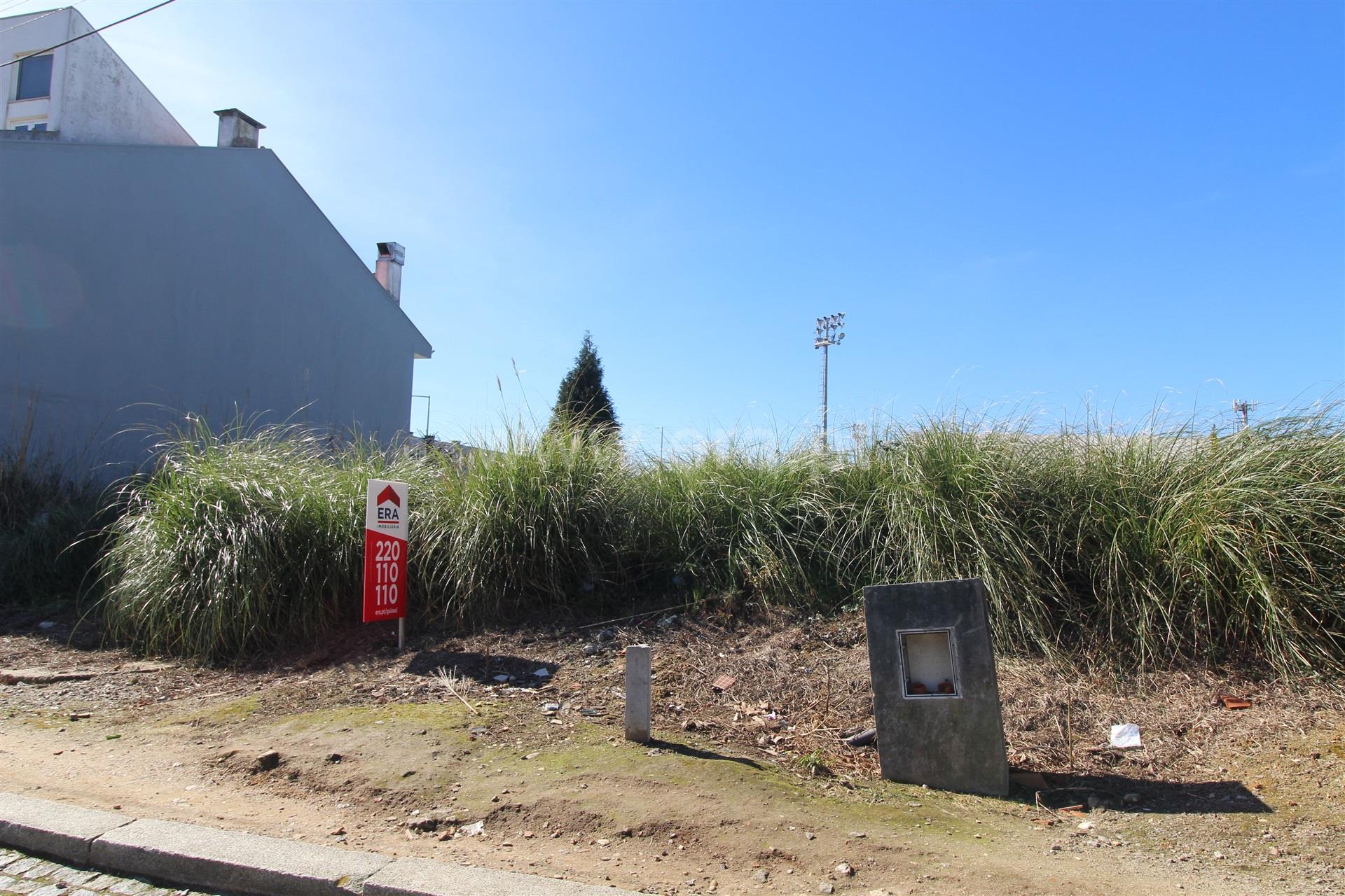 Land for sale in Vila Nova de Gaia, Portugal — €58,500