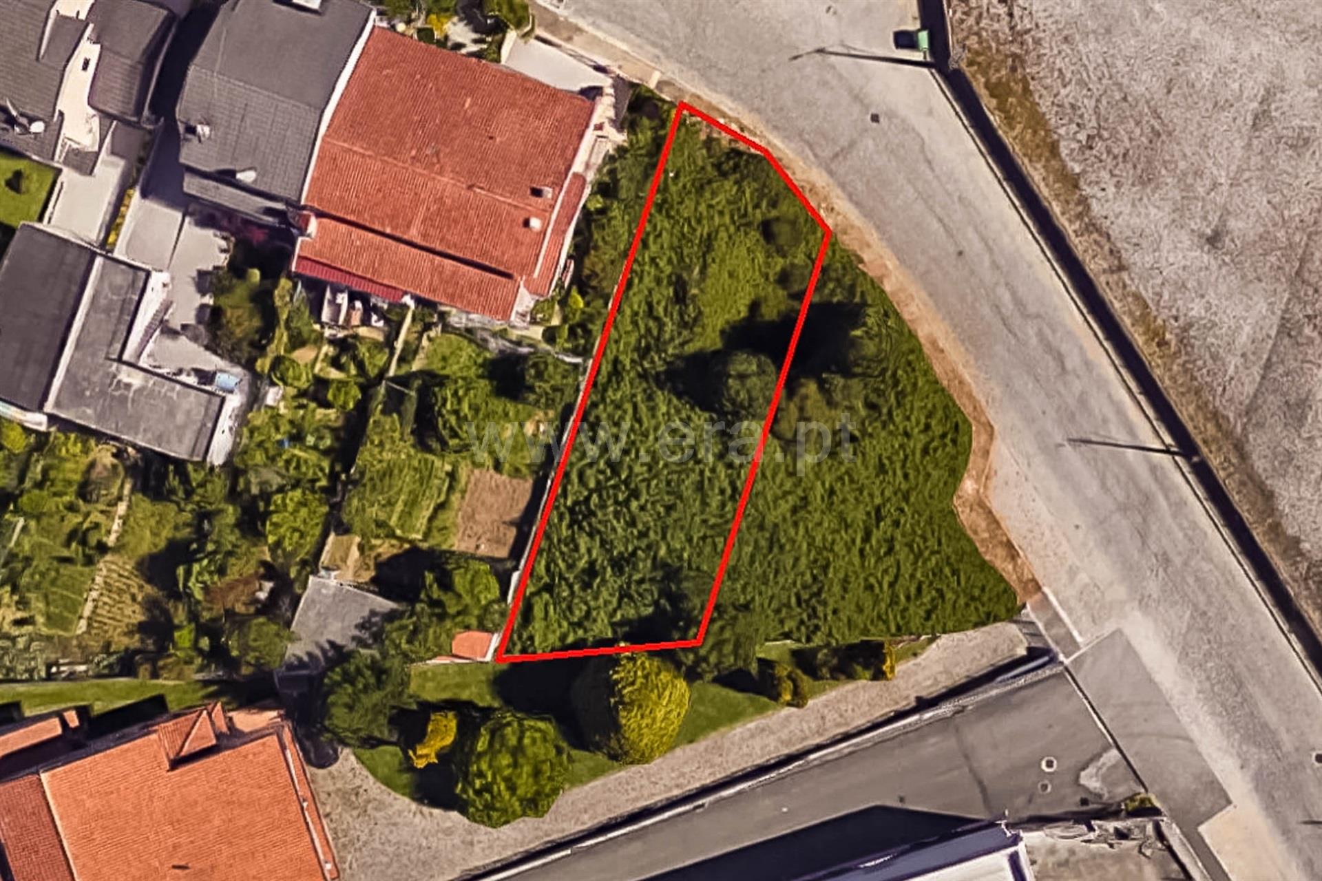 Land for sale in Vila Nova de Gaia, Portugal — €88,000