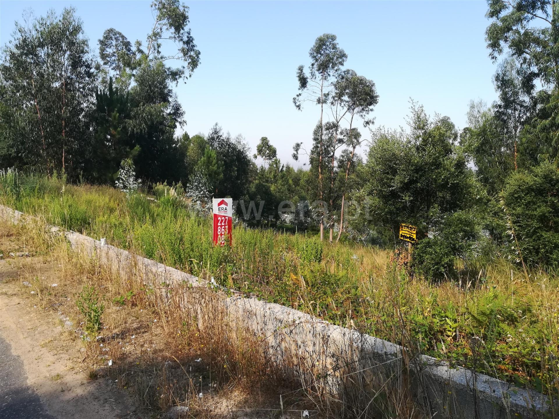 Land for sale in Vila Nova de Gaia, Portugal — €280,000