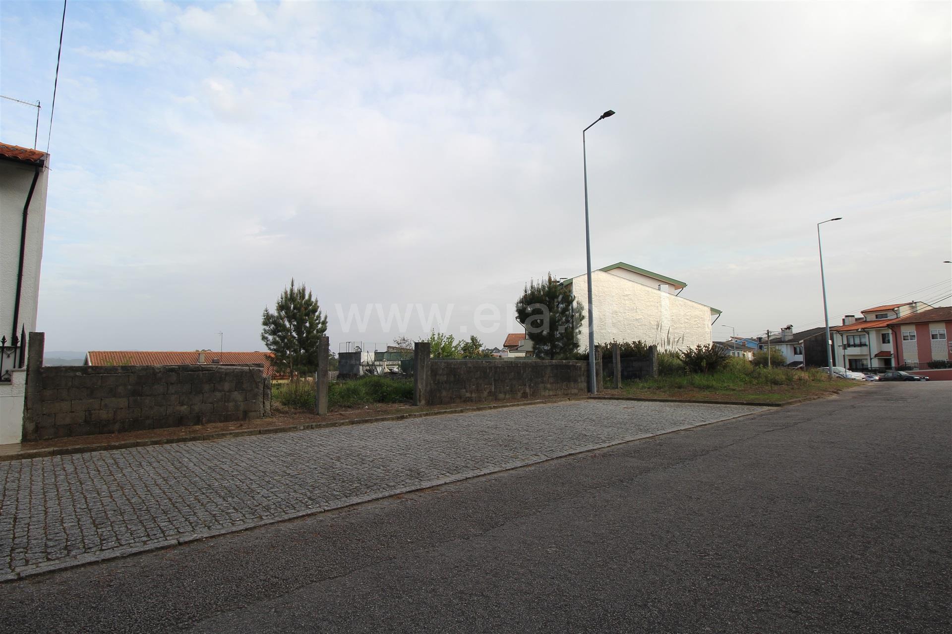 Land for sale in Vila Nova de Gaia, Portugal — €130,000