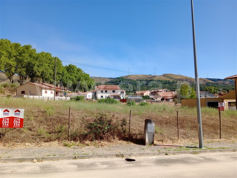 Lote / Vila Pouca de Aguiar, Bornes de Aguiar