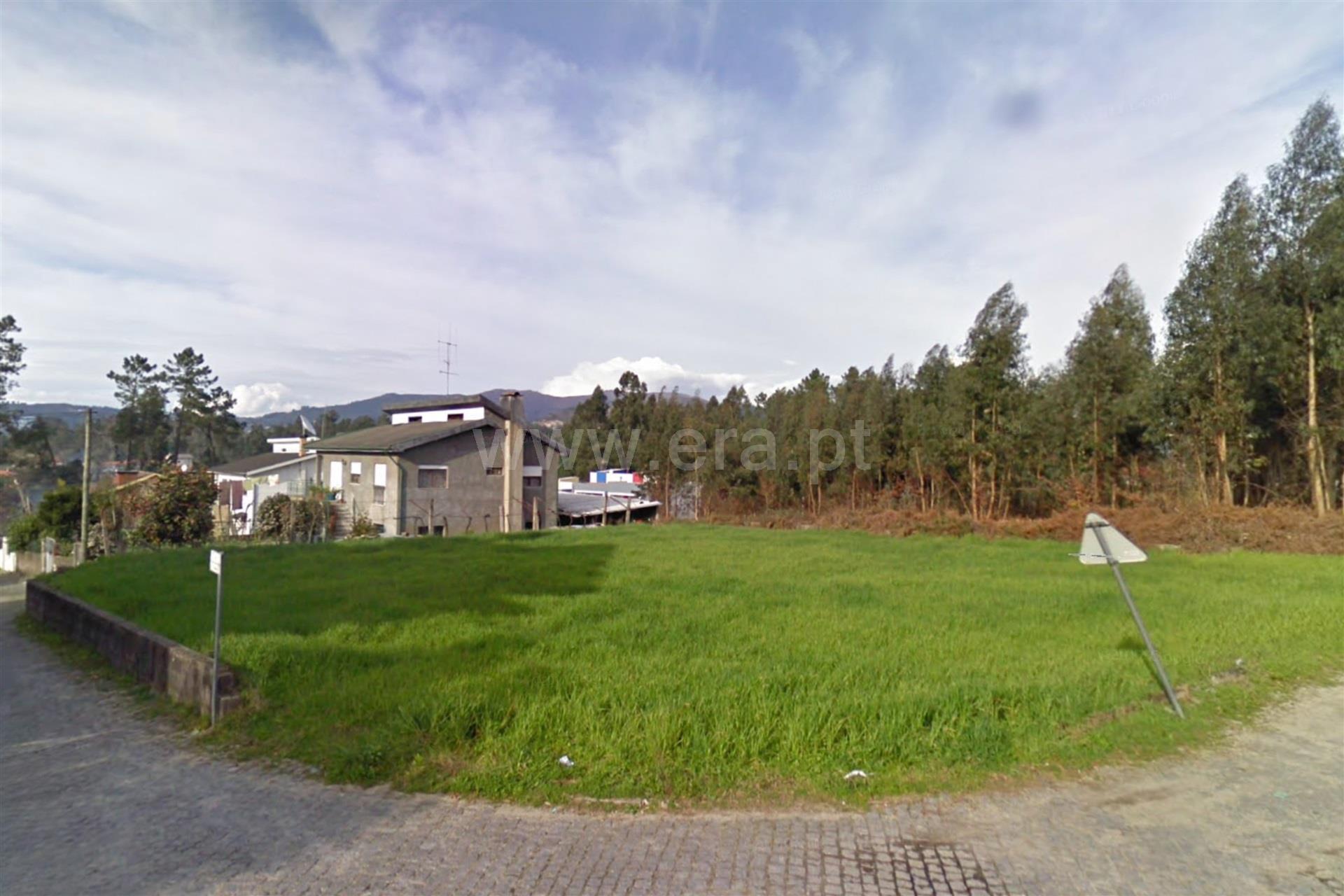 Land for sale in Vila Verde, Portugal — €58,000