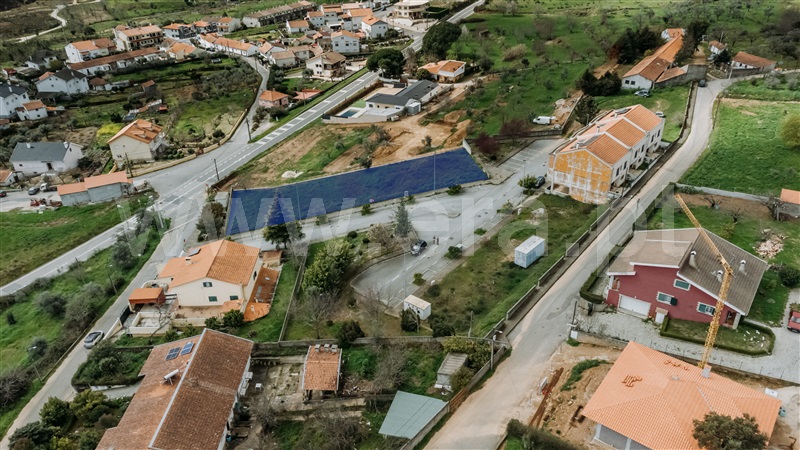 Loteamento / Covilhã, Tortosendo