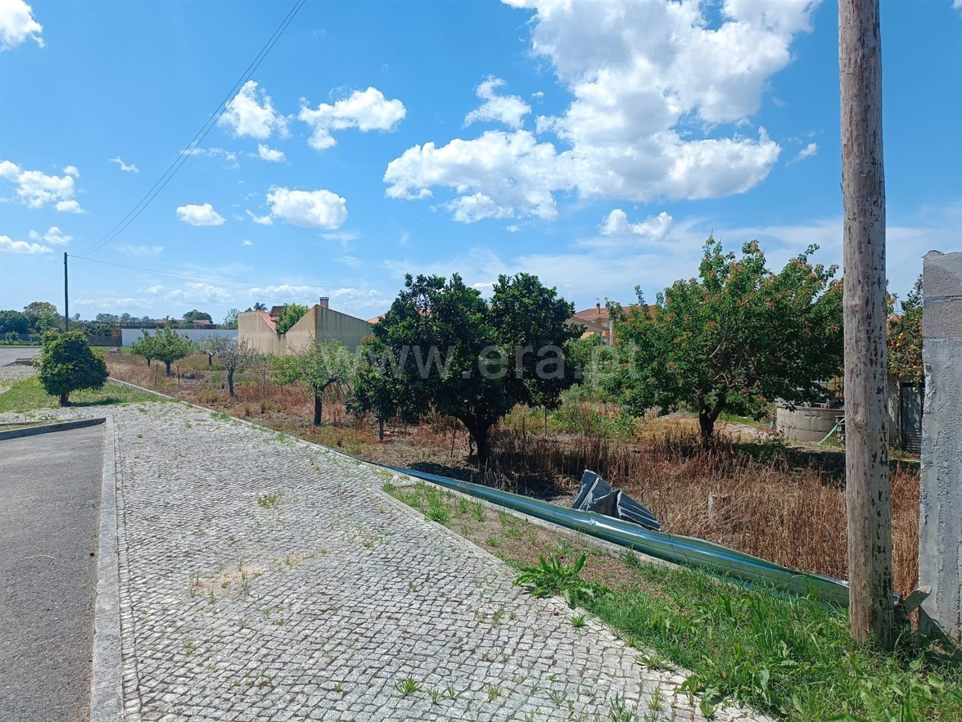 Land for sale in Figueira da Foz, Portugal — €175,000