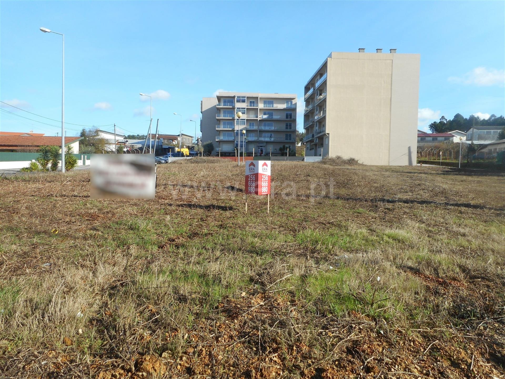 Land for sale in Oliveira de Azeméis, Portugal — €267,000