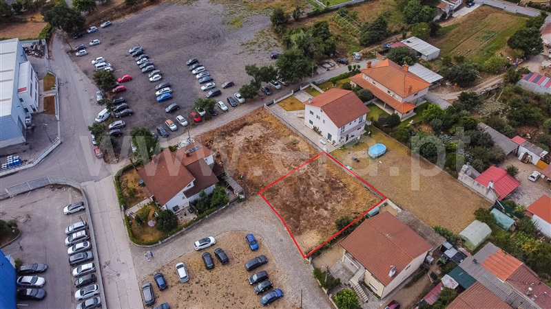 Loteamento  Vila Nova de Cerveira, Campos e Vila Meã - 1503741 - 1