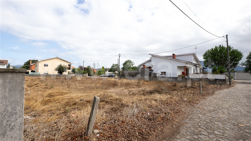 Loteamento  Vila Nova de Cerveira, Campos e Vila Meã - 1503741 - 7