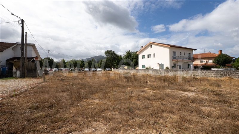 Loteamento  Vila Nova de Cerveira, Campos e Vila Meã - 1503851 - 9