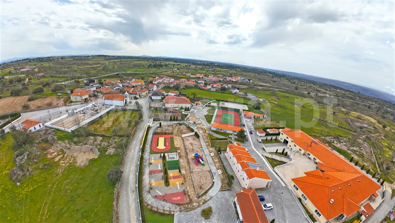 Arrecadação  Almeida, Castelo Bom - 1464804 - 9