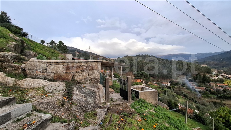 Moradia / Amarante, Candemil