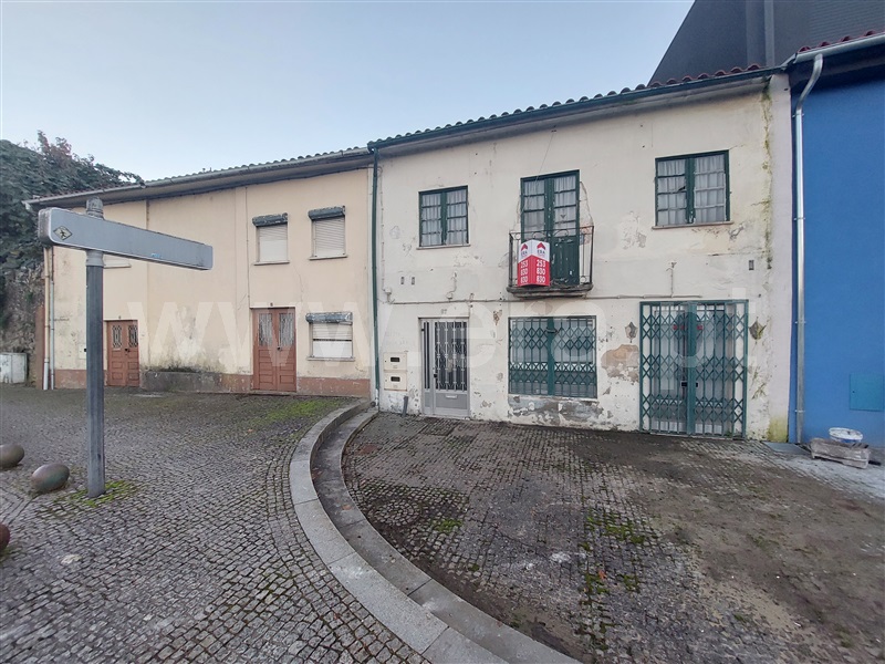 Moradia  Barcelos, Barcelinhos - 1121660 - 7