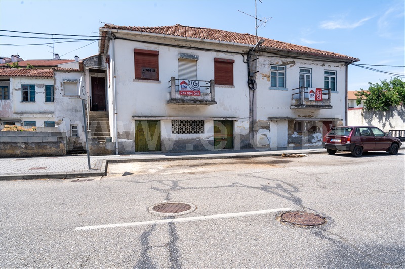 Moradia / Bragança, Sapato