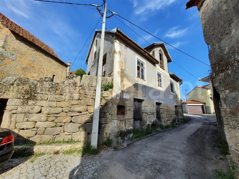 Moradia / Carregal do Sal, Oliveira do Conde