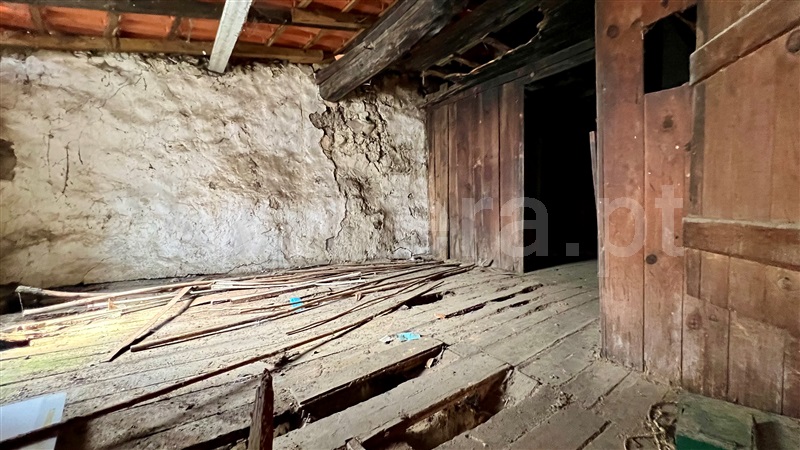 Moradia  Celorico da Beira, Celorico (São Pedro e Santa Maria) e Vila Boa do Mondego - 1503958 - 1