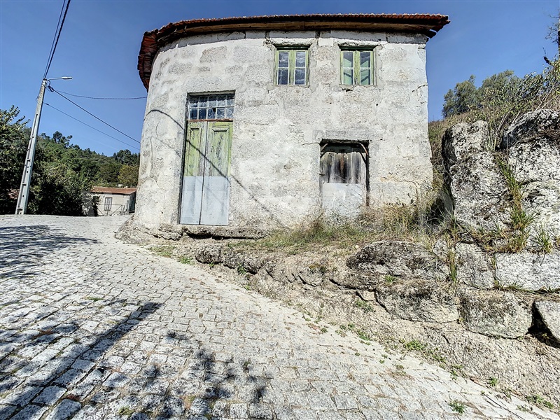 Moradia / Celorico de Basto, Vale de Bouro