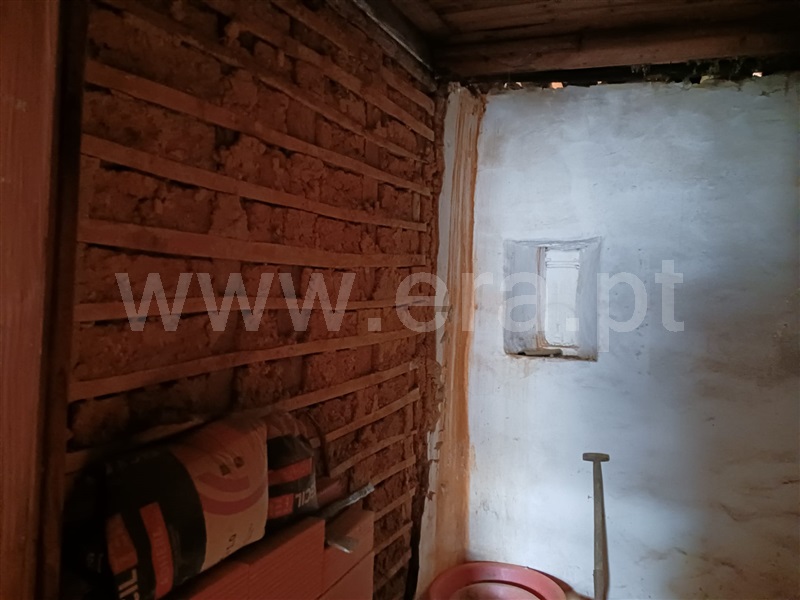 Moradia à venda em Sarzedas, Castelo Branco — foto 4