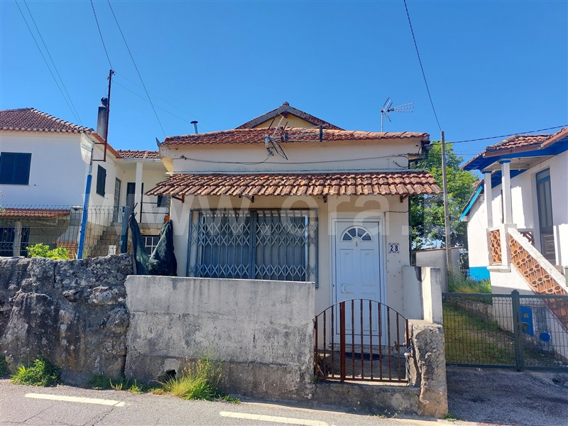 Moradia em Banda Estúdio / Viseu, Boa Aldeia, Farminhão e Torredeita
