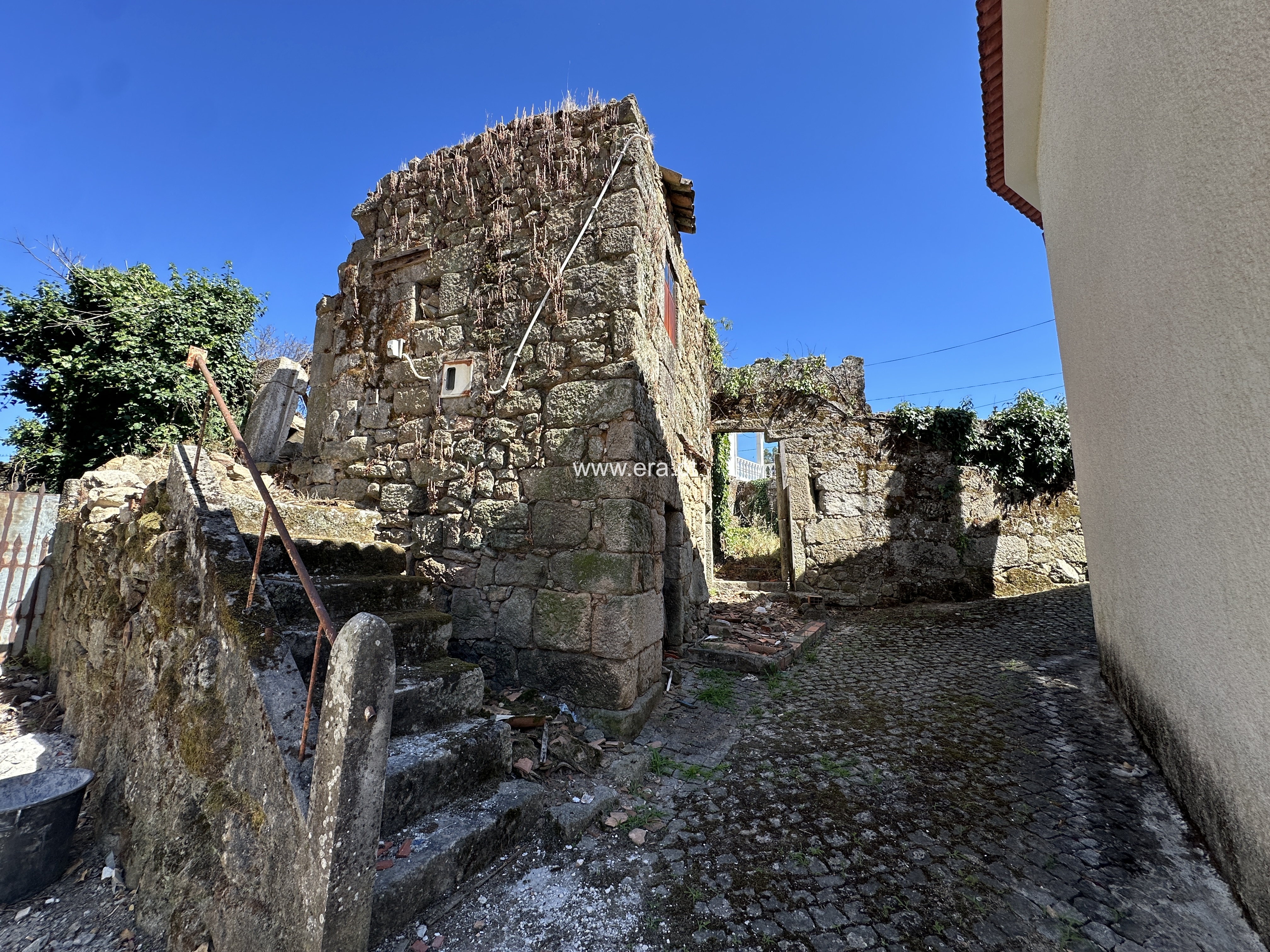 Moradia em Banda / Mangualde, Alcafache