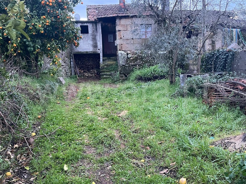 Moradia em Banda / Mangualde, Espinho