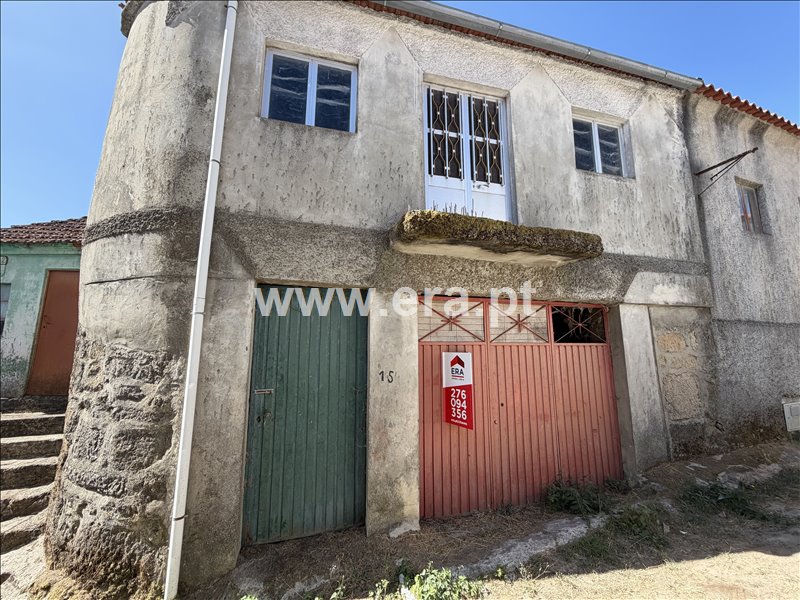 Moradia em Gralhas, €39.000