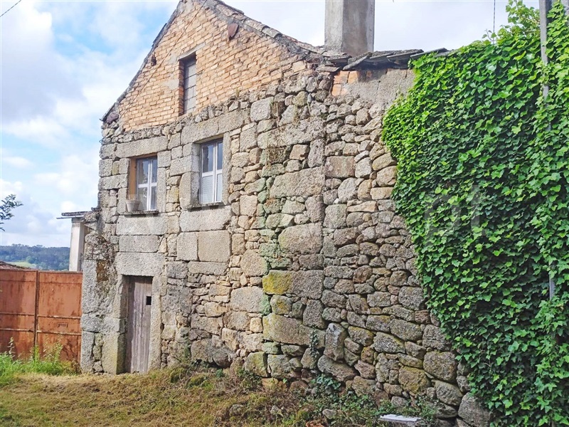 Moradia em Banda / Sátão, Vila Boa