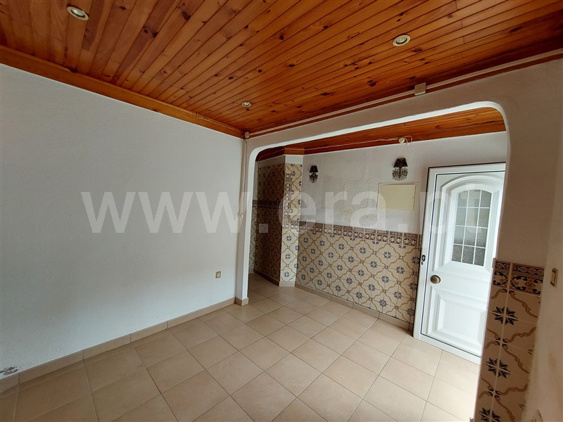 Moradia T1 à venda em Açores, Celorico da Beira — foto 2