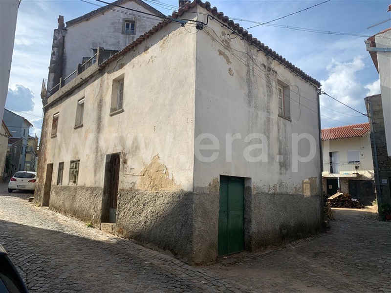 Moradia em Banda T1 / Fundão, Freixial