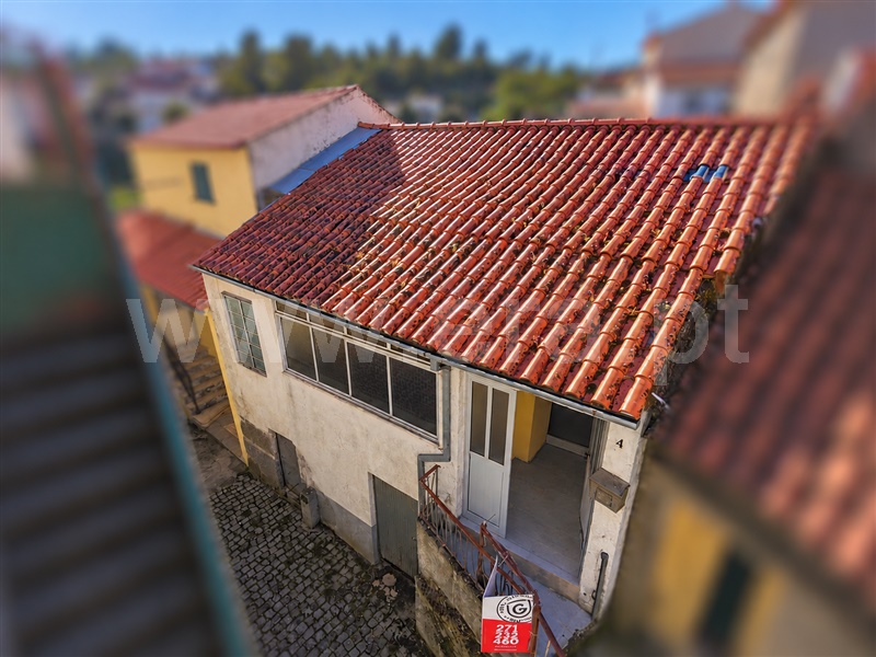 Moradia T1 em Fernão Joanes, €27.500