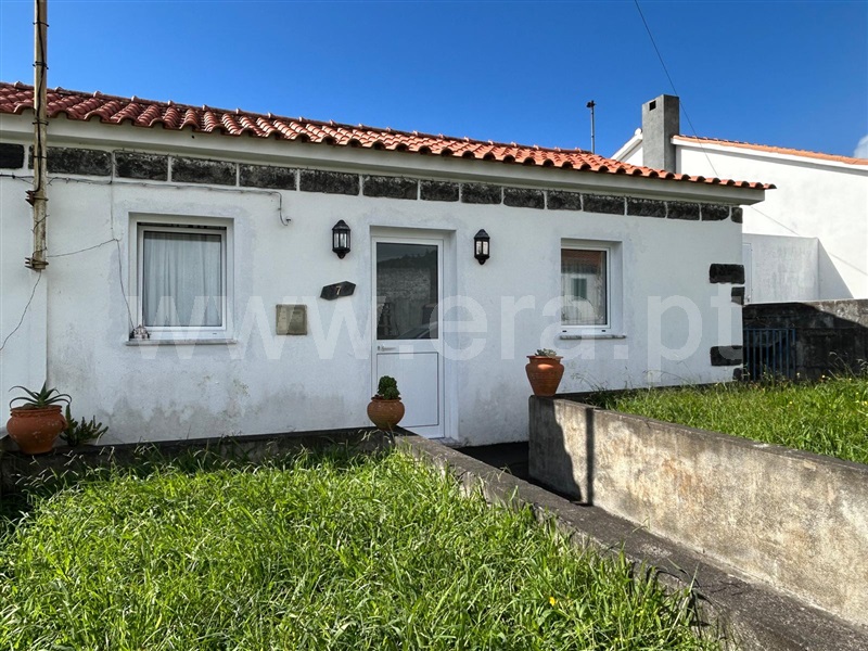 Moradia em Banda T1 / Horta, Castelo Branco