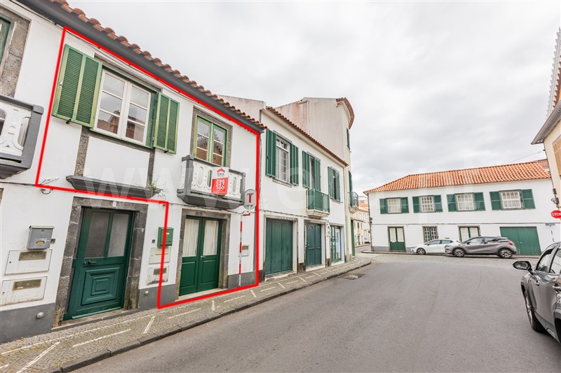 Moradia em Banda T1 / Horta, Horta (Conceição)