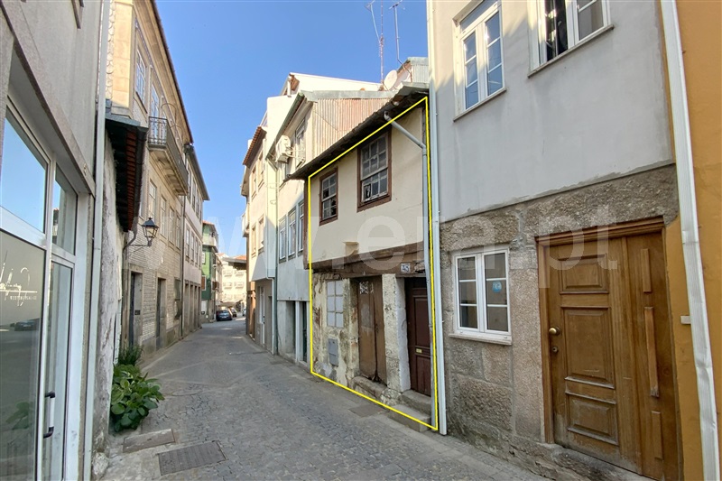 Moradia em Banda T1 / Lamego, Lamego (Almacave e Sé)