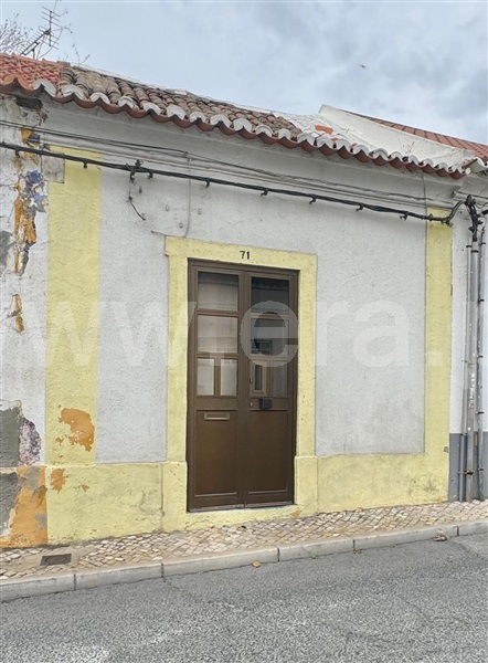 Moradia em Banda T1 / Moita, Moita