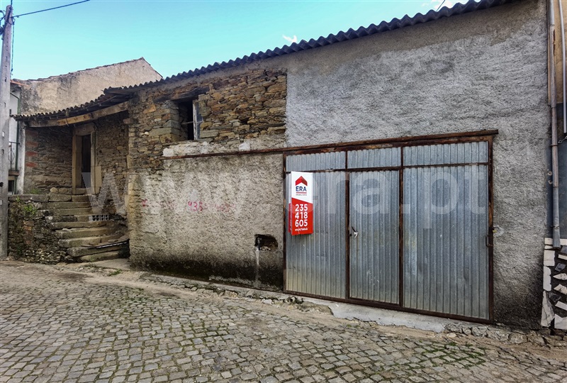 Moradia em Banda T1 / Tábua, Pinheiro de Coja
