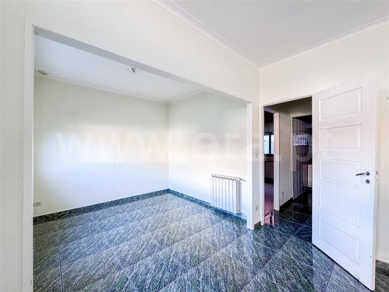 Moradia em Banda T1 / Vila Nova de Gaia, Mafamude e Vilar do Paraíso