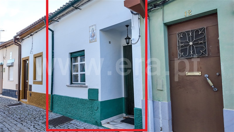 Moradia em Banda T2 / Abrantes, Bemposta