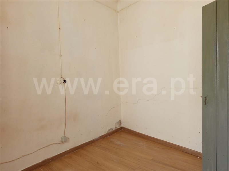 Moradia em Banda T2 Abrantes, Bemposta - 1512168 - 8
