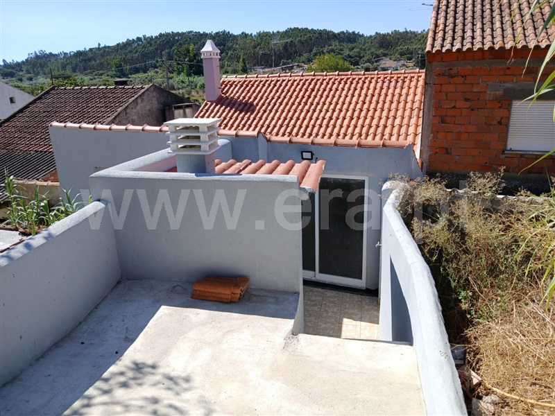 Moradia em Banda T2 Abrantes, Bicas - 1506581 - 1