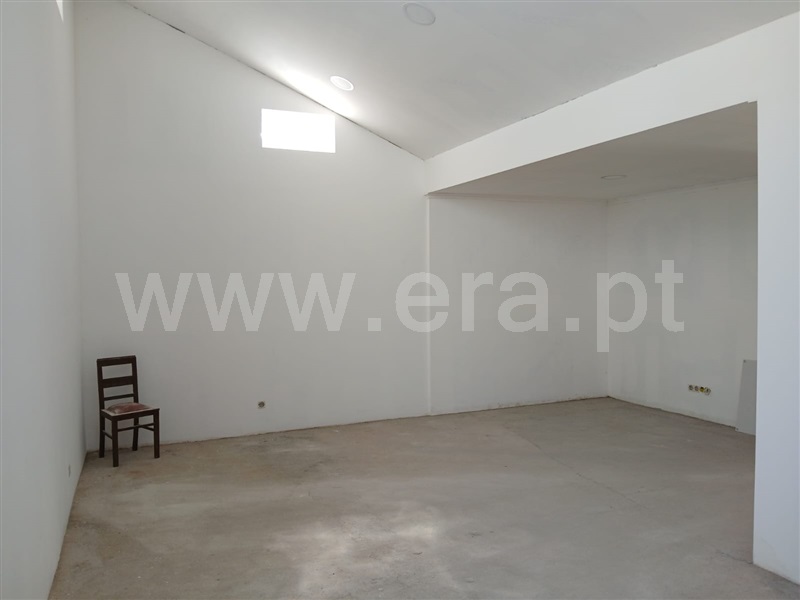 Moradia em Banda T2 Abrantes, Bicas - 1506581 - 4