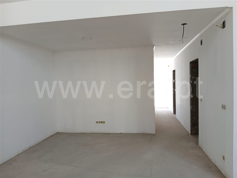 Moradia em Banda T2 Abrantes, Bicas - 1506581 - 9