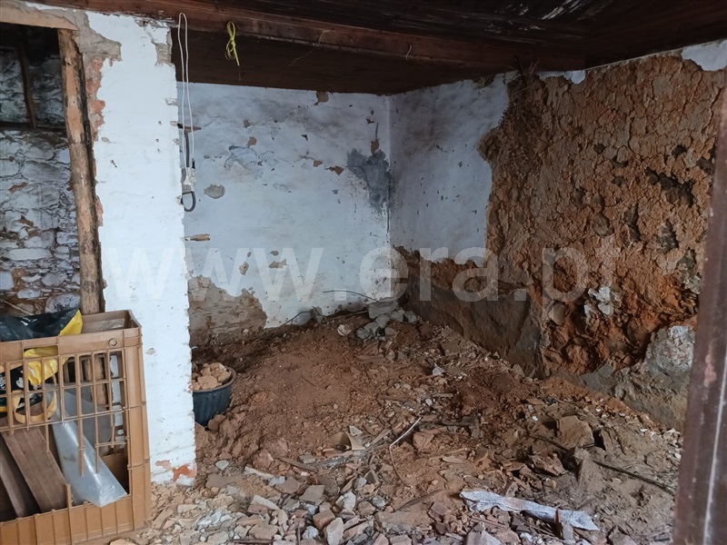 Moradia T2 à venda em Sarzedas, Castelo Branco — foto 3