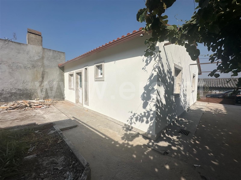 Moradia em Banda T2 Chaves, Santa Cruz/Trindade e Sanjurge - 1499061 - 14