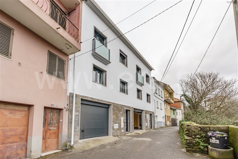 Moradia em Banda T2 / Covilhã, Casegas